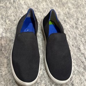 Good used condition. Rothy’s sneakers - black 8.5